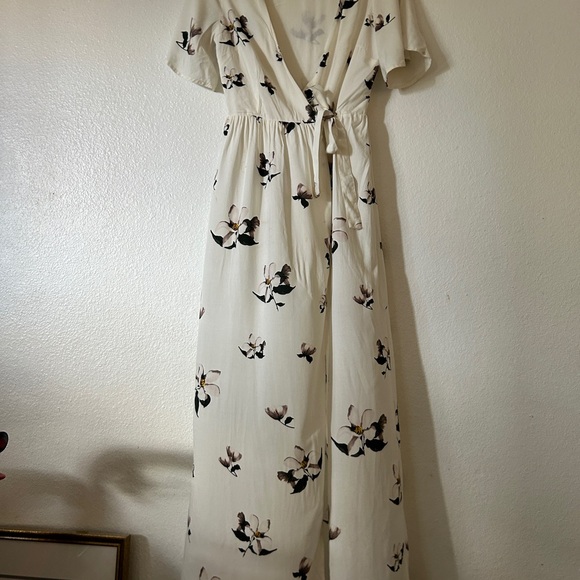 Tobi Cream Floral Maxi Dress - Picture 1 of 5